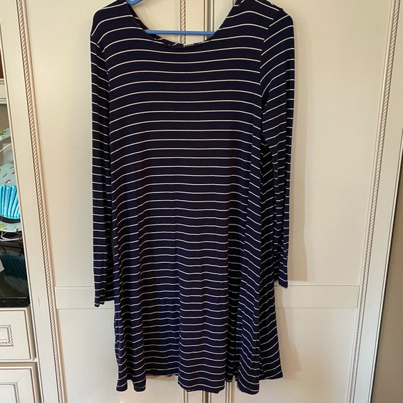 Old Navy Dress - Picture 1 of 1